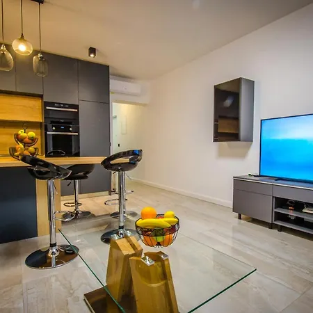 Luxury Vedran