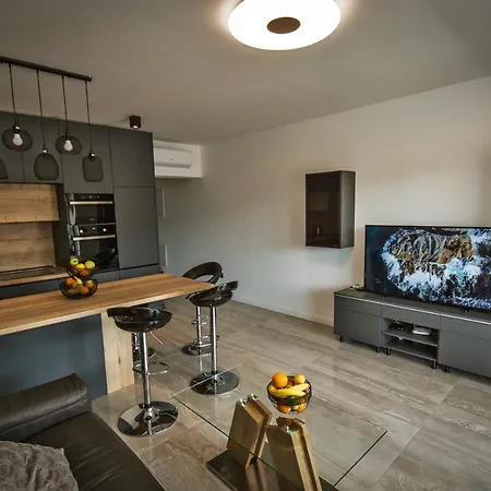 Luxury Vedran