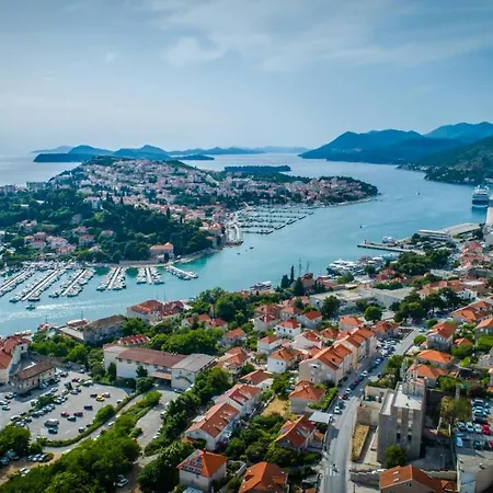 Apartment Luxury Vedran