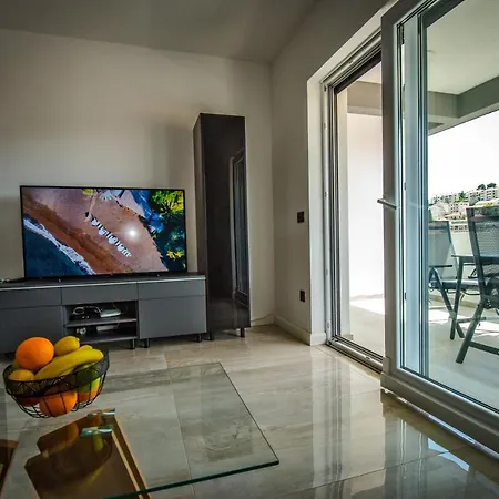 Luxury Vedran *