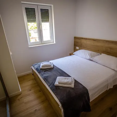 Luxury Vedran Apartman *